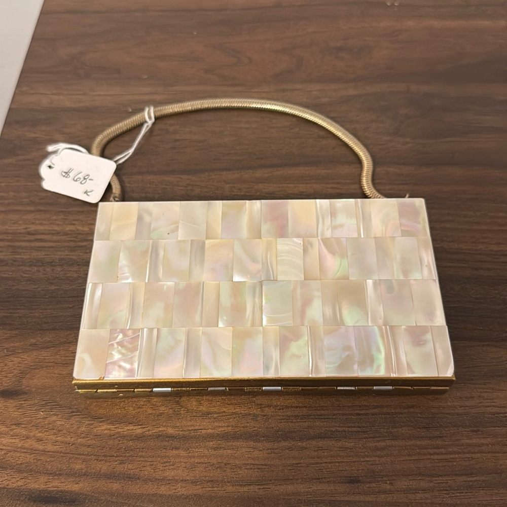 VINTAGE Cigarette and Makeup Clutch - Abalone Pearl exterior